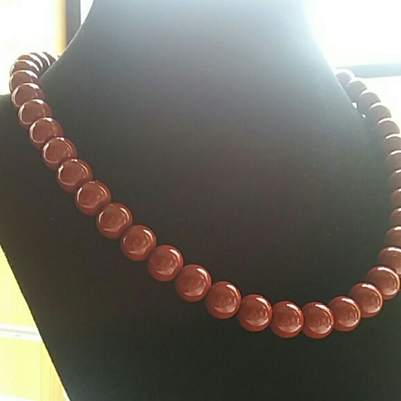 Premier Designs Red Choker - Picture 2 of 4